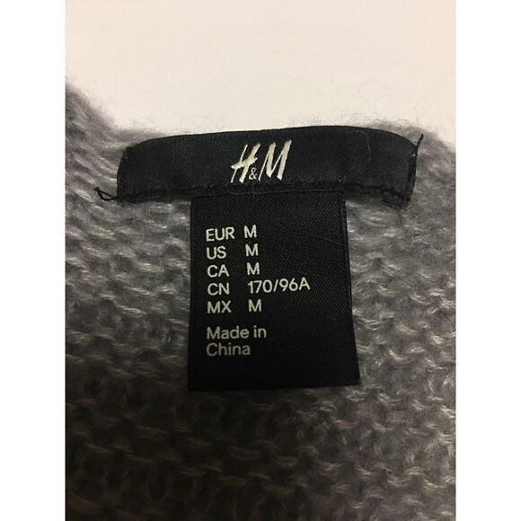 H&M  sweater  size M - Picture 2 of 3